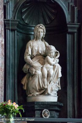 madonna-michelangelo-3_32951764196_o.jpg