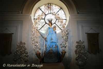olv-beeld-walburgakerk_34550194211_o.jpg
