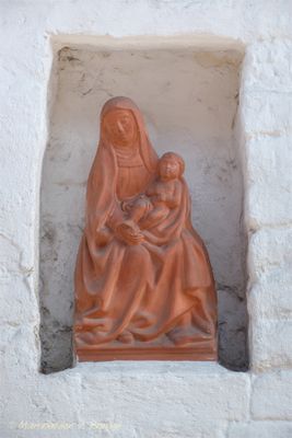 westmeers-47---zittende-maria-met-kind-2_33970528205_o.jpg
