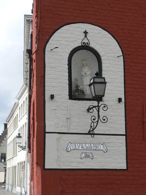 Boeveriestraat 34 OLV van La Salette-2.JPG