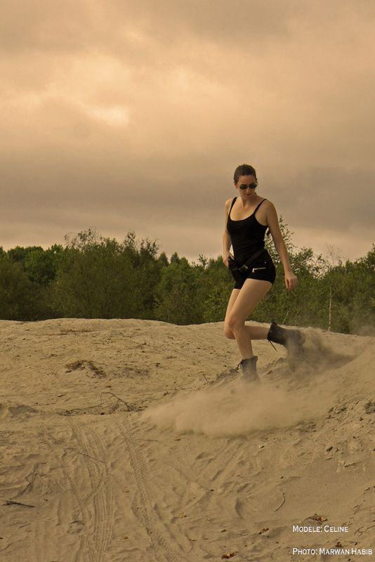 Lara Croft Spirit - The sand dune 1 / La dune de sable 1