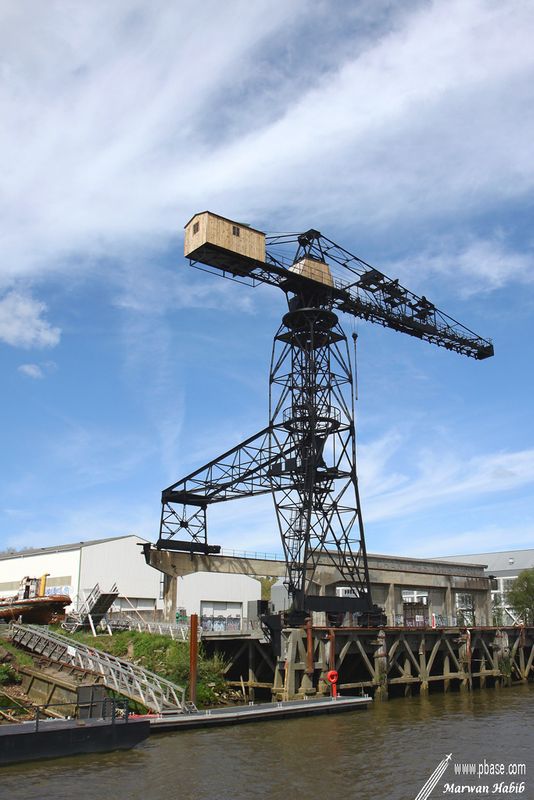 Nantes - Chantenay / Grue Titan Noire