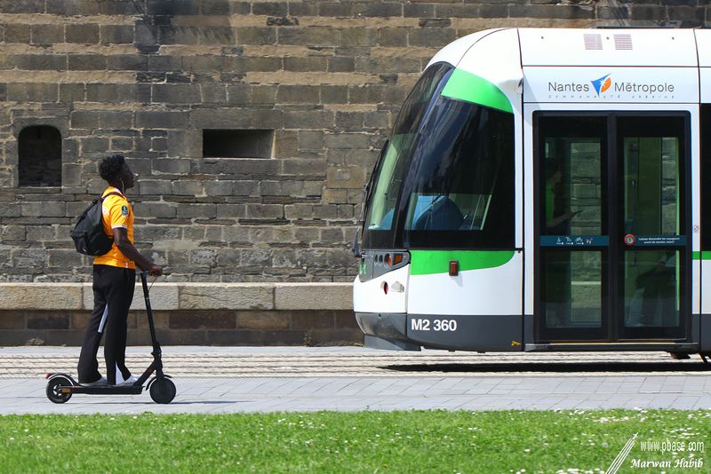 Tramway & Scooter / Tramway & Trottinette