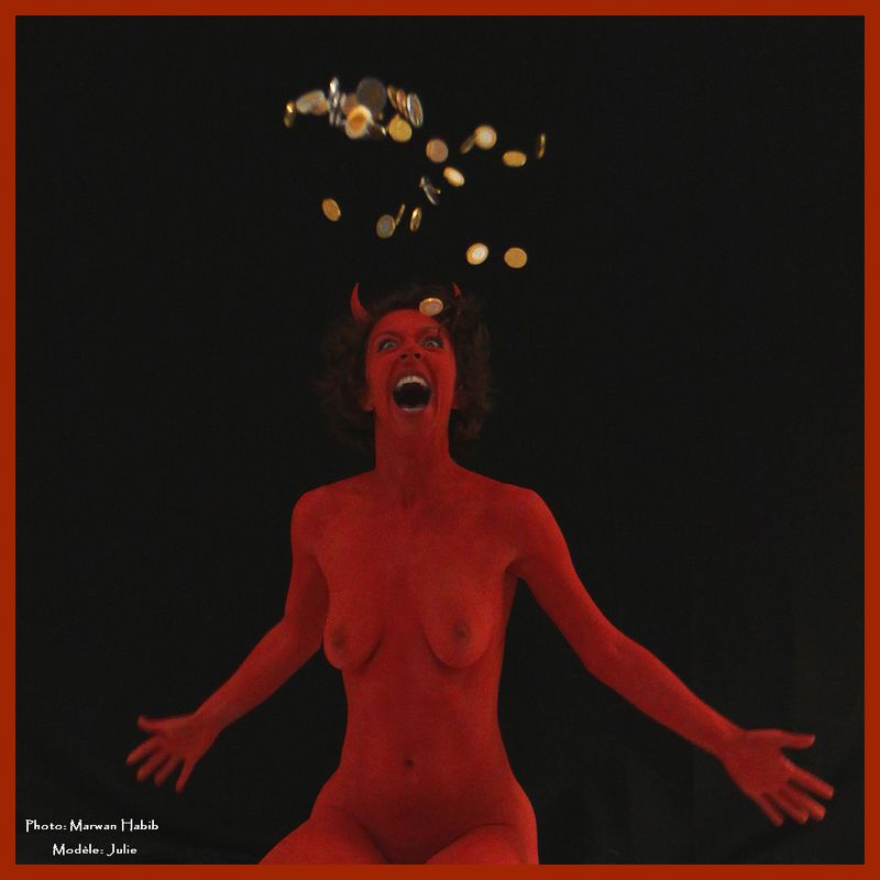 Julie - Greed / Cupidit