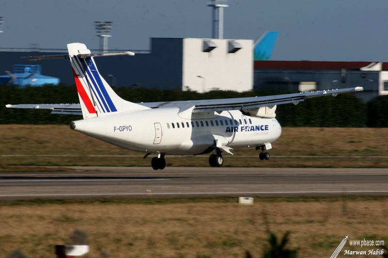 ATR42-500 Air France by Airlinair