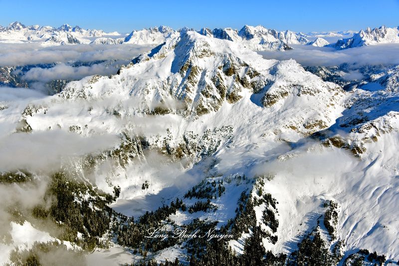 Mt Blum, Blum Lakes, Mt Redoubt, Mt Spickard, Whatcom Peak, Picket Range, Mt Challenger, Crooked Thumb Peak, Mt Fury 