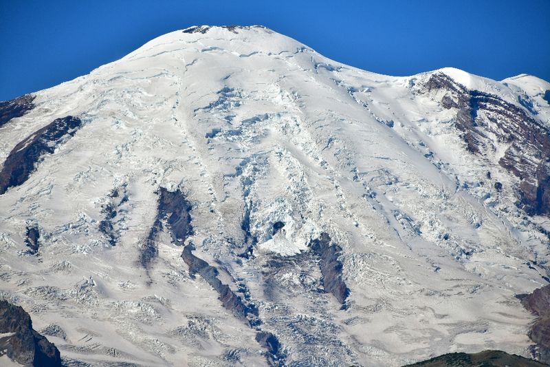 Glacier Fields on Mount Rainier, National Park, Washington 089  
