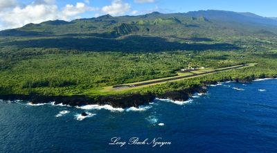 Right Downwind to Runway 26 Hana Airport, Maui, Hawaii 031  