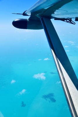 The General Kodiak Flying over Great Bahama Bank 119  