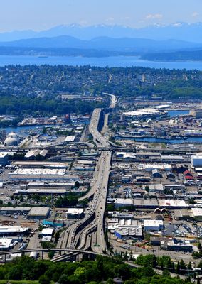West Seattle Bridge, West Seattle, Puget Sound, Gold and Green Mountain, Olympic Mountains, Seattle, Washington 