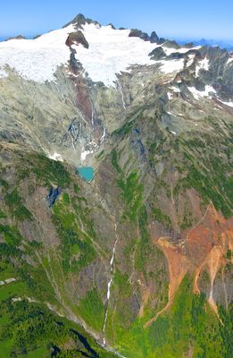 Mount Shuksan, Sulphide Glacier and Lake, Crystal Glacier, Summit Pyramid, Washington 1107  