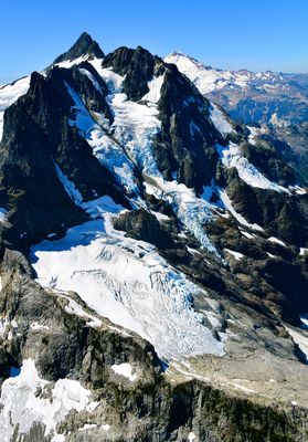 Mount Shuksan,Summit Pyramid,  Nooksack Tower, West Nooksack Glacier, Price Glacier, Mount Baker, North Cascades Mountain 