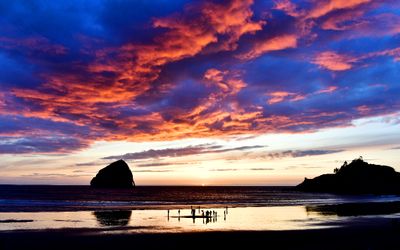 Sunset at Cape Kiwanda State Natural Area, Chief Kiawanda Rock,  Pacific City Beach, Pacific City, Oregon 294