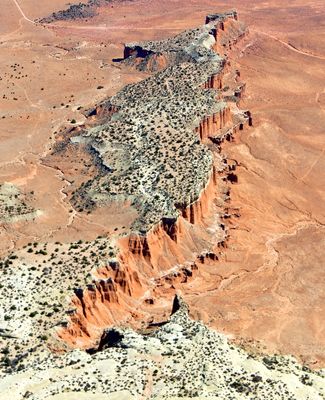 Mesa in Last Chance Desert, Utah 840  