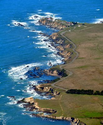 Point Arena Lighthouse, Rocas, Lighthouse Rd, California Coastal National Monument, Point Arean, California 554