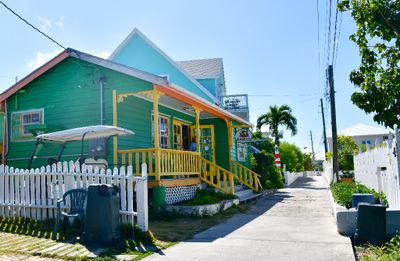 Da Crazy Crab Souvenirs on Front Str  in Hope Town, Elbow Cay, Bahamas 709 