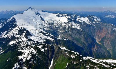 Mt Shuksan, The Hourglass, Summit Pyramid, Jagged Ridge, Seahpo Peak, Sulphide Glacier, Crystal Glacier, North Cascades National