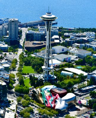 Space Needle, Pacific Science Center, Museum of Pop Culture, Chihuly Garden and Glass, Seattle Center, Olympic Sculpture Park, P