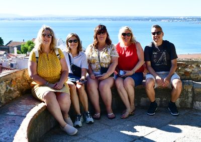 Katherine, Candace, Robin, Carol, Toan, Saint George's Castle, Lisbon Portugal 077
