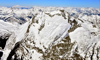 Bonaza Peak, Isella Glacier, Mary Green Glacier, Twin Sisters, Mount Baker, Mount Shuksan, North Cascades Mountain, Washington