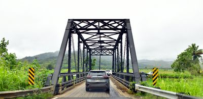 One Lane Bridge across Hanalei River, Kuhio Highway, Hanalei, Kauai, Hawaii 201 