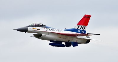 USAF Viper Demo F-16 departing Boeing Field, Washington 090  