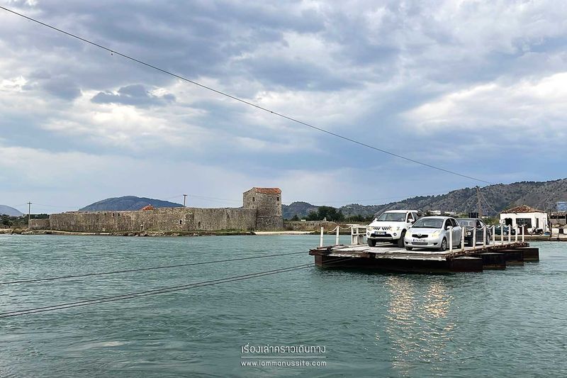 Venetian Triangle Castle 