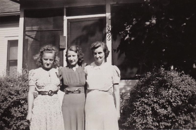 20) Svea?, Agnes, Gunborg