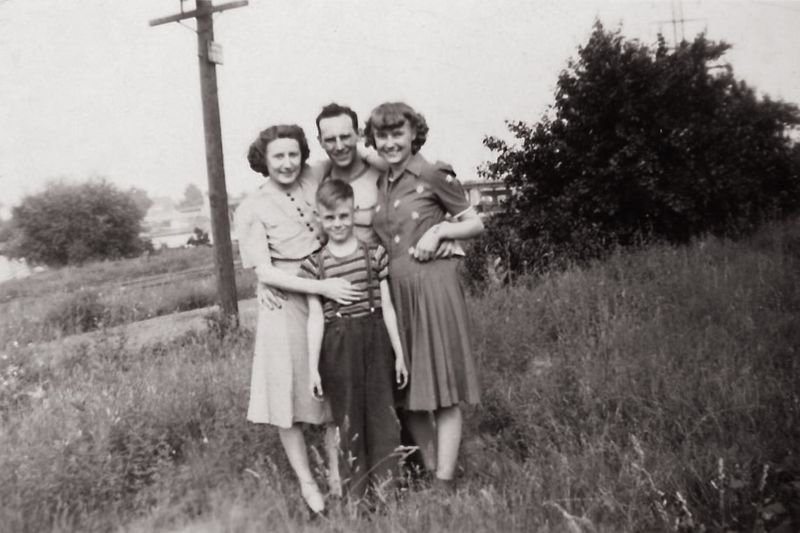 21) Agnes and Al Felden, Lorraine and Austin 1942