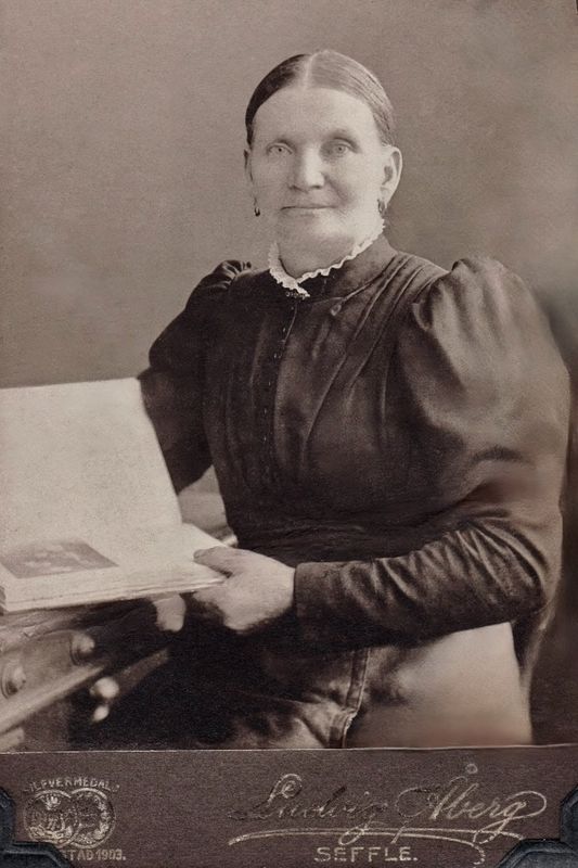 27) Kristina Larsdottir - Gunborgs mother