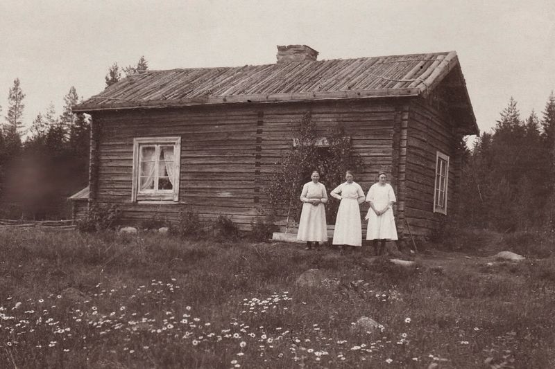 41) Great Grandma Kristina's home in Sweden?