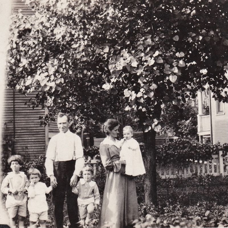 61) Same house? Relatives, employers or who Gunborg lived with?