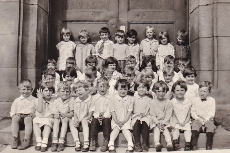 85) Ray with his kindergarten class. (top row, rt)