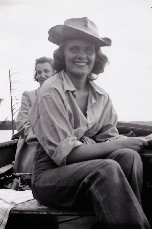 151) Thelma and Gunborg