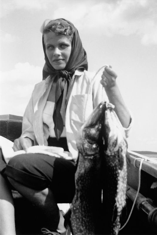 156) Thelma and her fish.