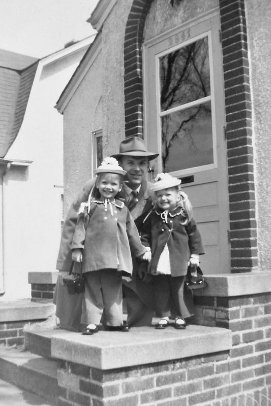 285) Susie, Ray, and Lenore