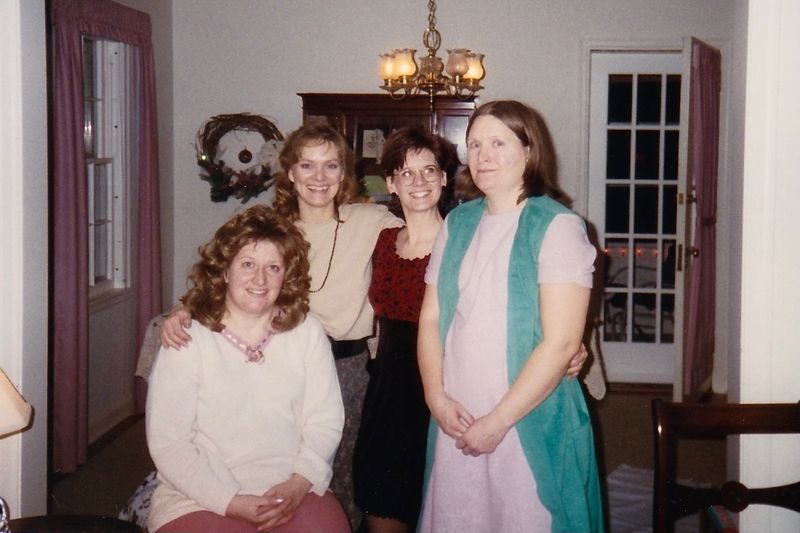 384) Sisters, Lenore, Leanne, Sue and Sharon.