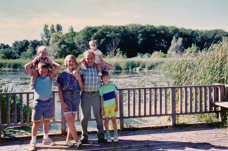 391) Matt holding Jimmy, Rosie, Grandpa Ray with Molly and Ben at the Arboretum.