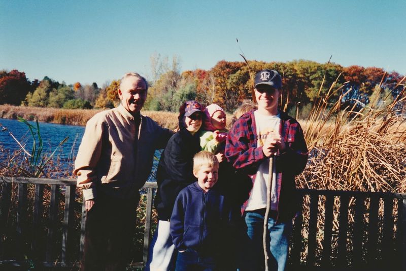 399) Ray, Ben and baby Sara, Jimmy and Matt. at the Arboretum.