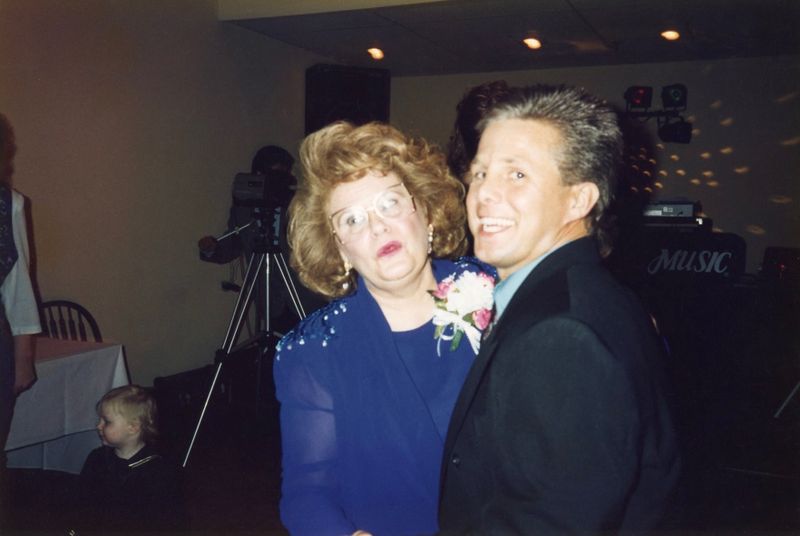 43) Thelma and Tommy dancing