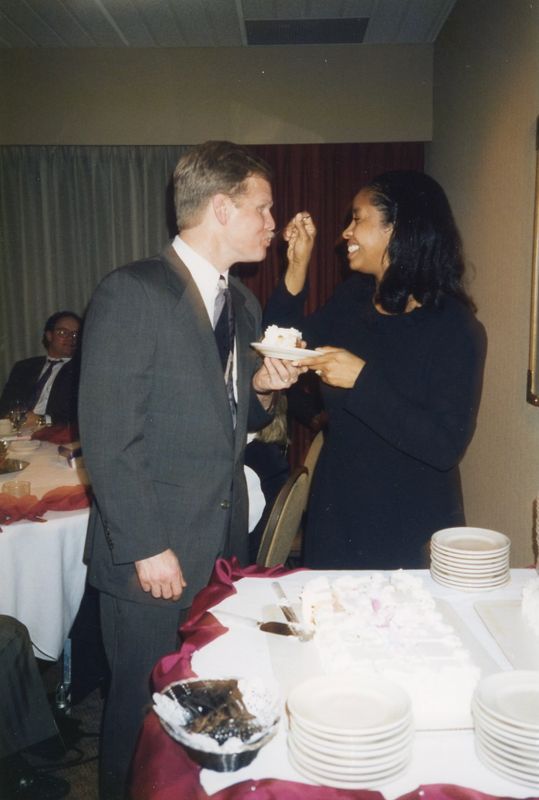 66) Les and Evette