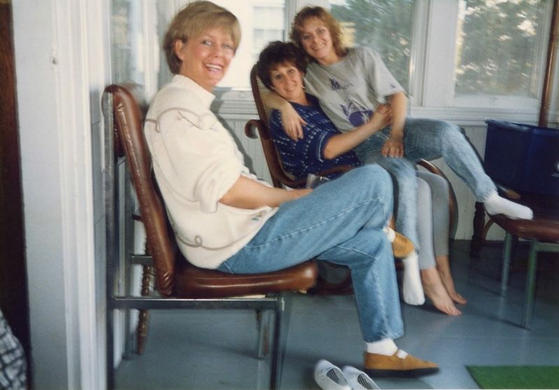 74) Lynn, Alyson and Leanne