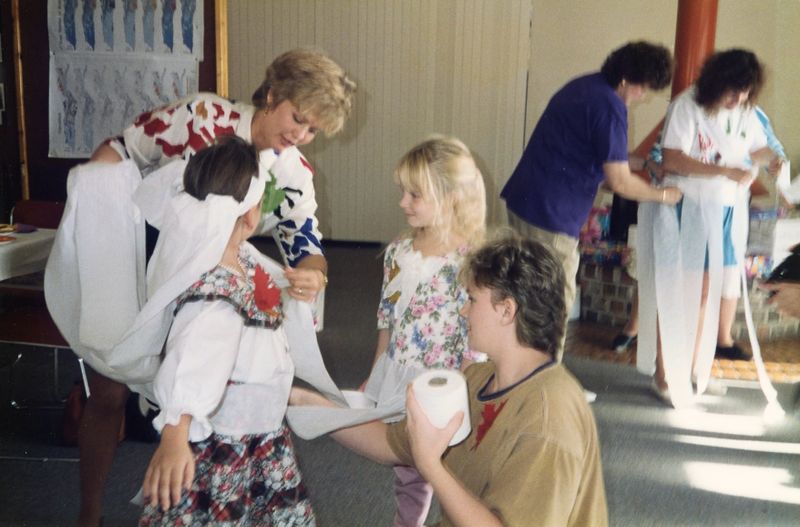 76)Leannes bridal shower with Alex, Lynn, Tims niece and ?