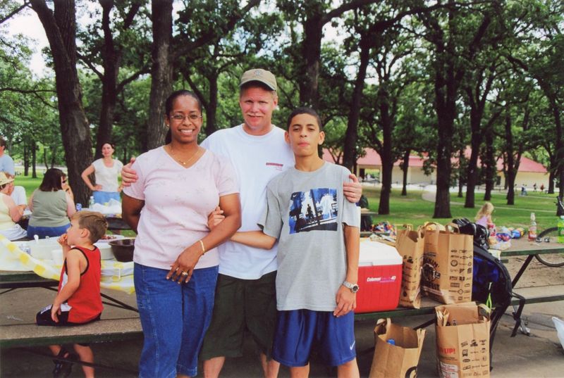 89) Les Pearson and family Evette and Jordan.