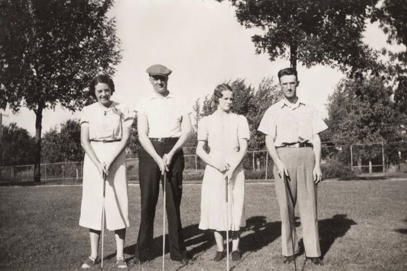 44) Bert golfing.
