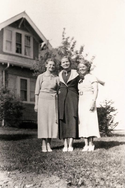 53) Arvilla, Ellen and Pearl
