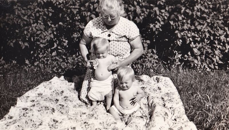 58) Hilda, Emily and Thelma
