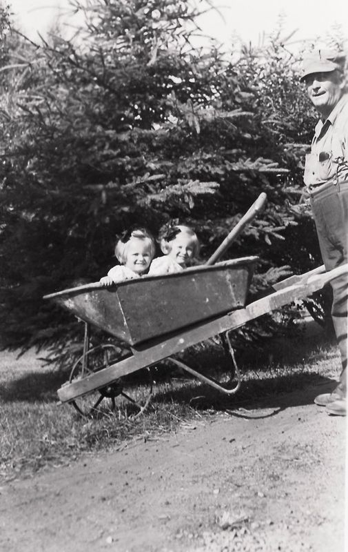 80) Thelma, Emily and Fritz