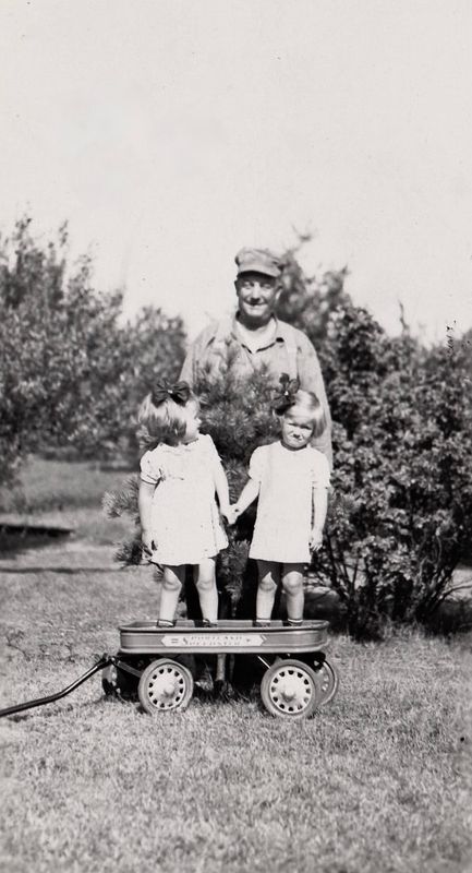 81) Fritz Thelma and Emily