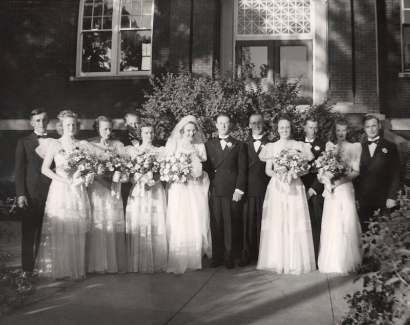 110) Bert and Elvera wedding party June 15, 1940